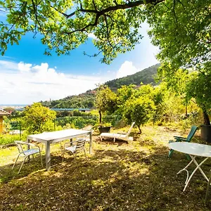 Chiavari Cozy Apartments In Villa With Shared Garden & Parking Appartamento Chiavari