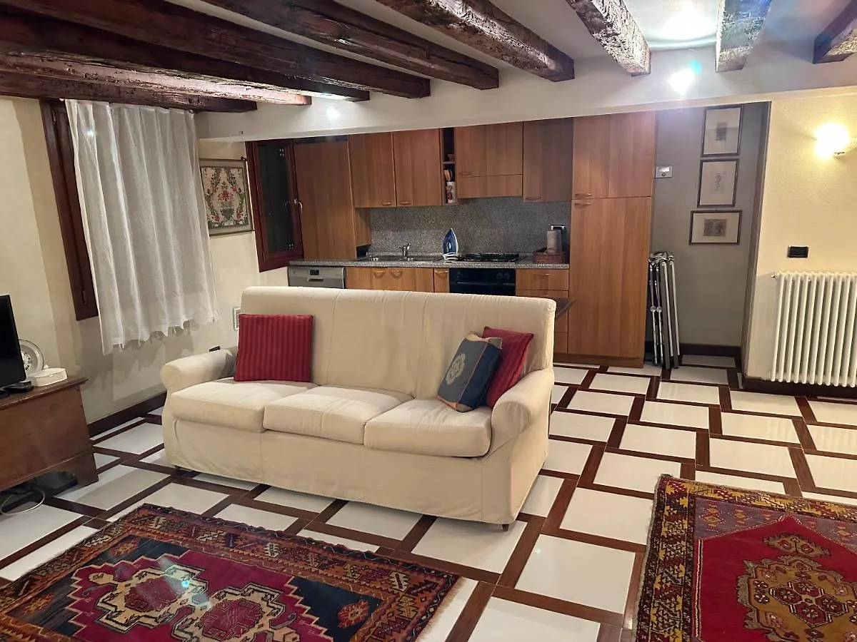 1 Ca'Del Traghetto Family Apartment Venedig
